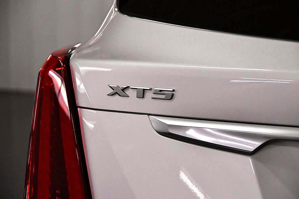Used 2020 Cadillac XT5 Premium Luxury AWD/4WD image 10