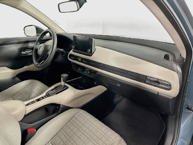 Used 2024 Honda HR-V LX image 27