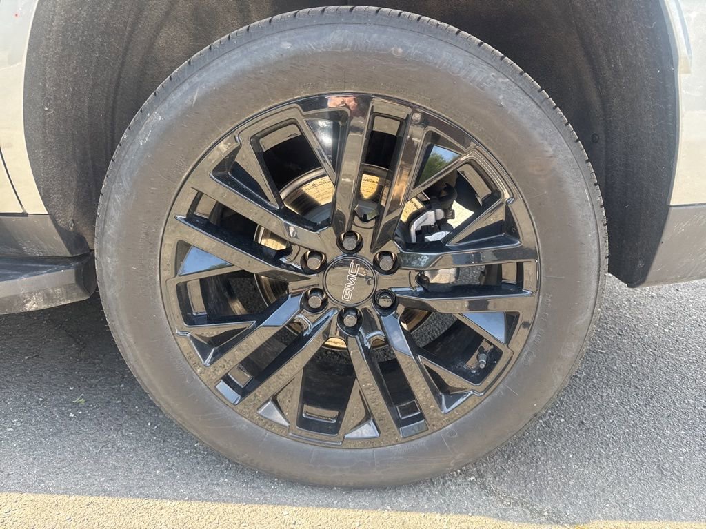 Certified 2025 GMC Yukon Elevation w/ Elevation Premium Package image 17
