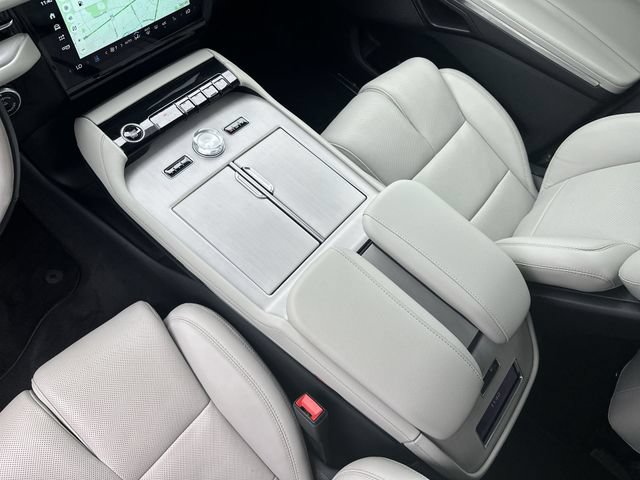 Certified 2025 Lincoln Navigator L Reserve AWD/4WD image 21