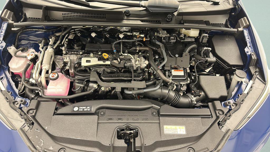 Used 2024 Toyota Prius Prime Premium w/ Advanced Technology Package FWD image 32