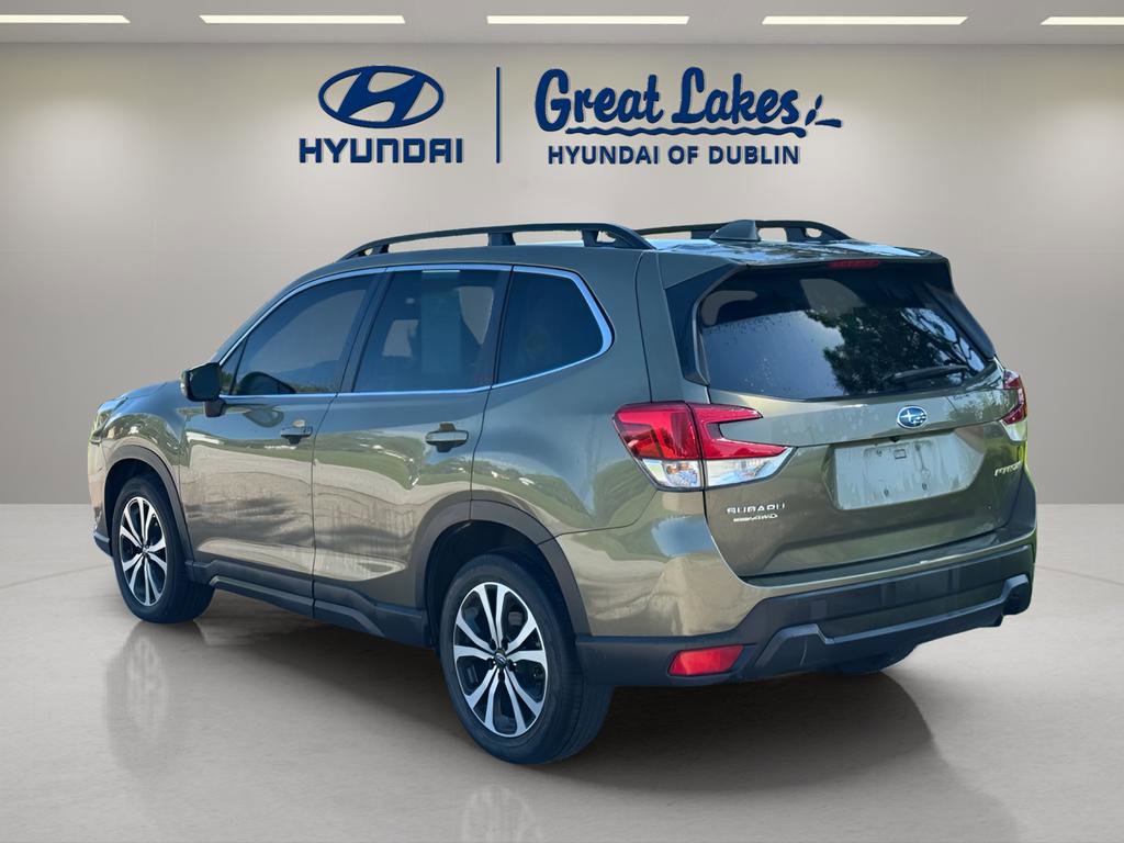 Used 2023 Subaru Forester Limited AWD/4WD image 3