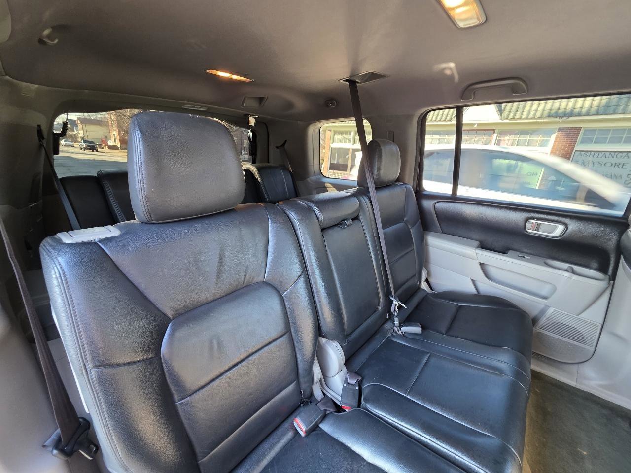 Used 2014 Honda Pilot EX image 41