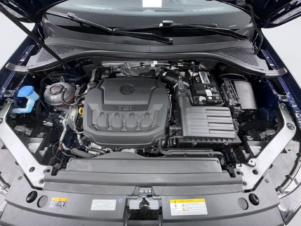 Used 2023 Volkswagen Tiguan SEL R-Line AWD/4WD image 18