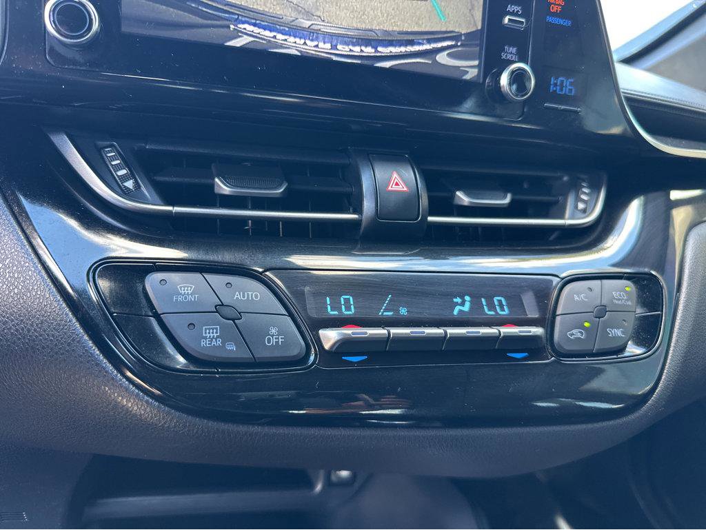 Used 2019 Toyota C-HR LE FWD image 24