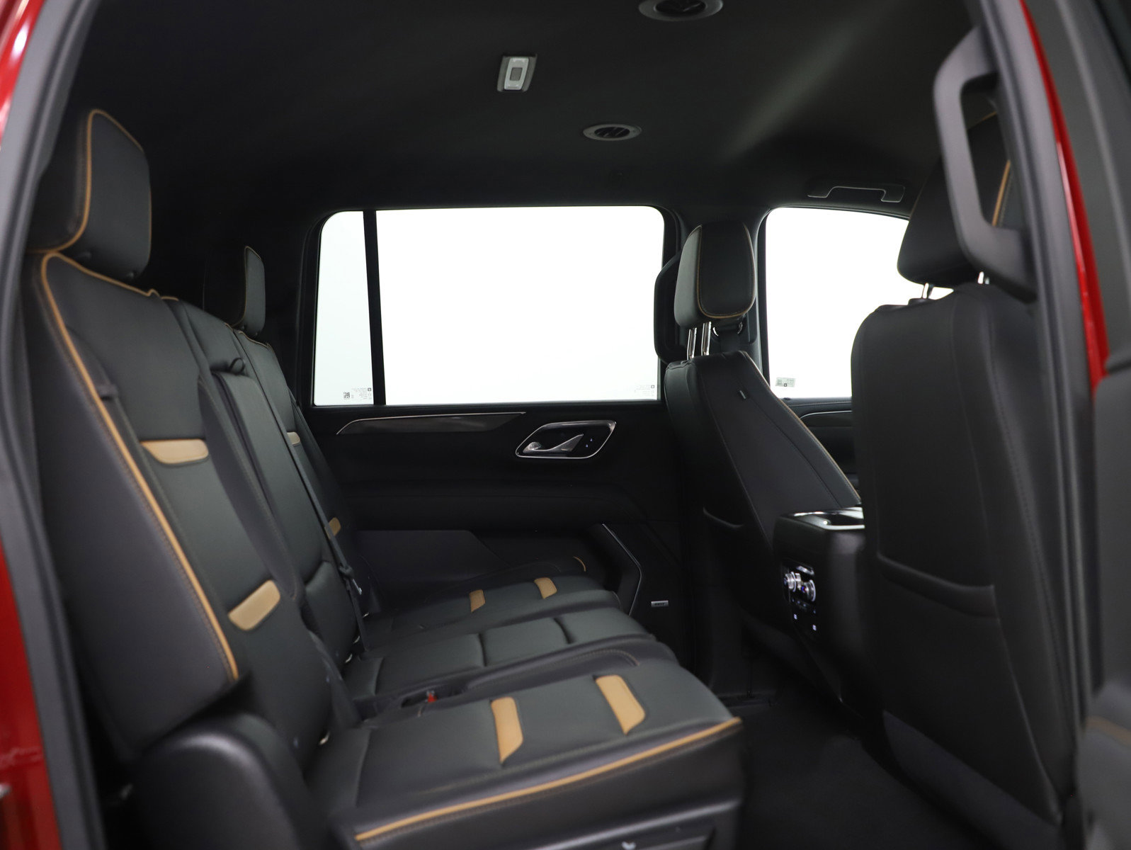 Used 2021 GMC Yukon XL AT4 image 13