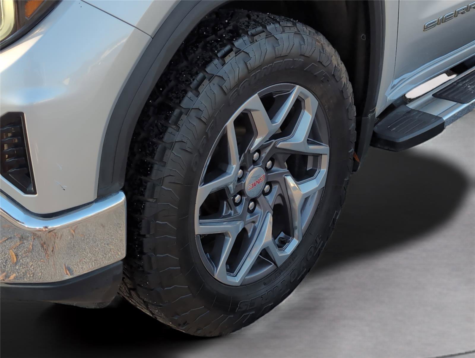 Used 2022 GMC Sierra 1500 SLT w/ SLT Premium Plus Package image 11