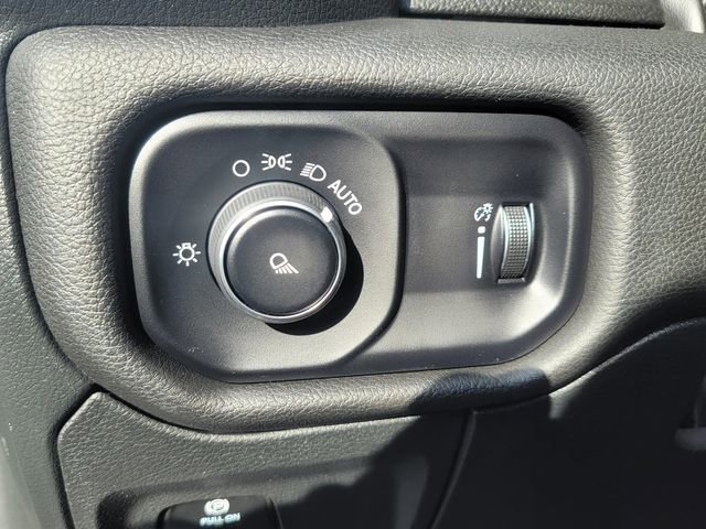 Used 2024 RAM 1500 Laramie image 32