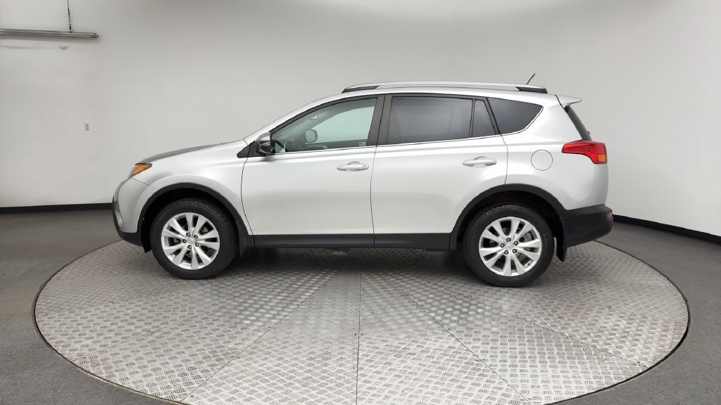 Used 2013 Toyota RAV4 Limited AWD/4WD image 5