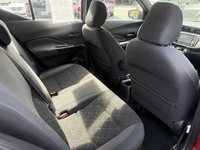 Used 2019 Nissan Kicks SV FWD image 31