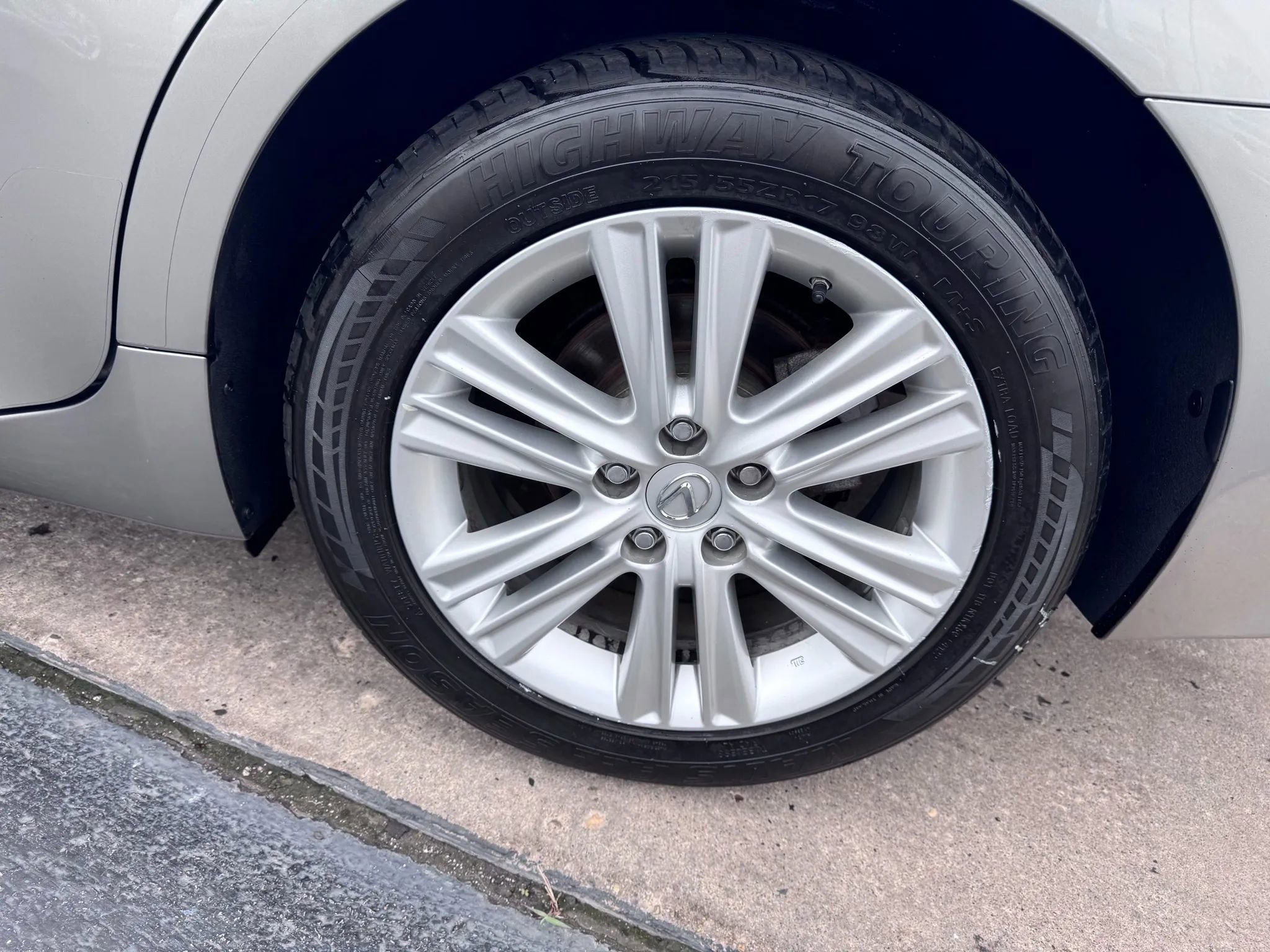 Used 2015 Lexus ES 350 image 37