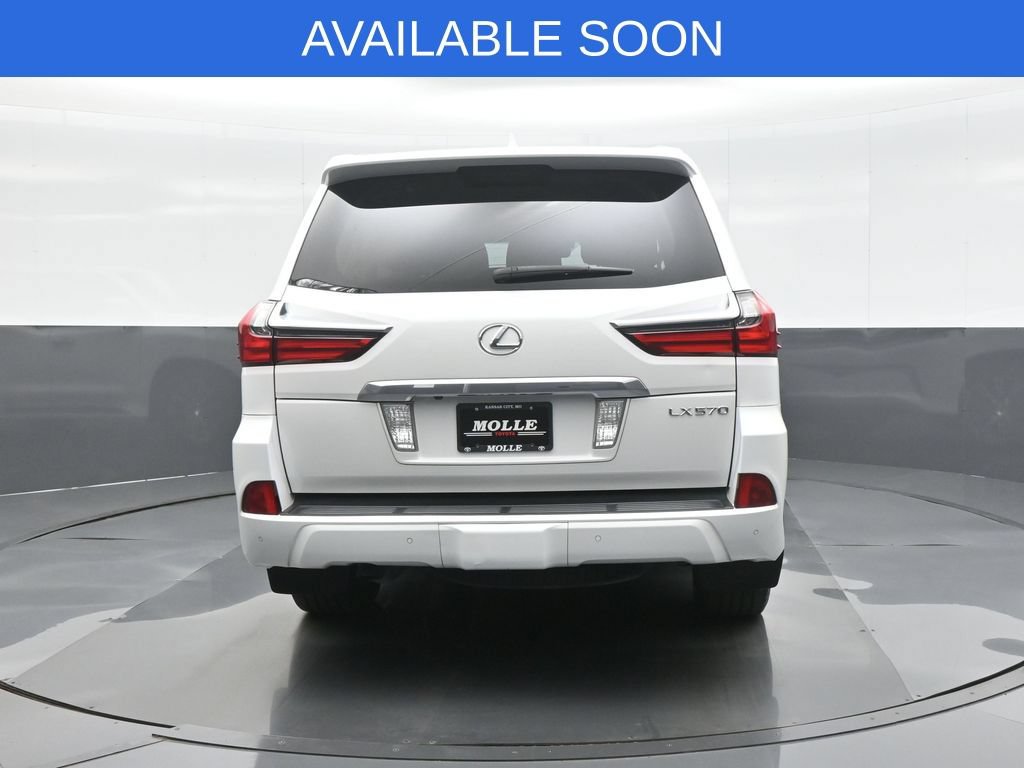 Used 2016 Lexus LX 570 4WD w/ Luxury Package image 6