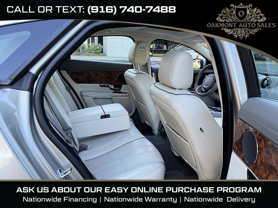 Used 2011 Jaguar XJ RWD image 16