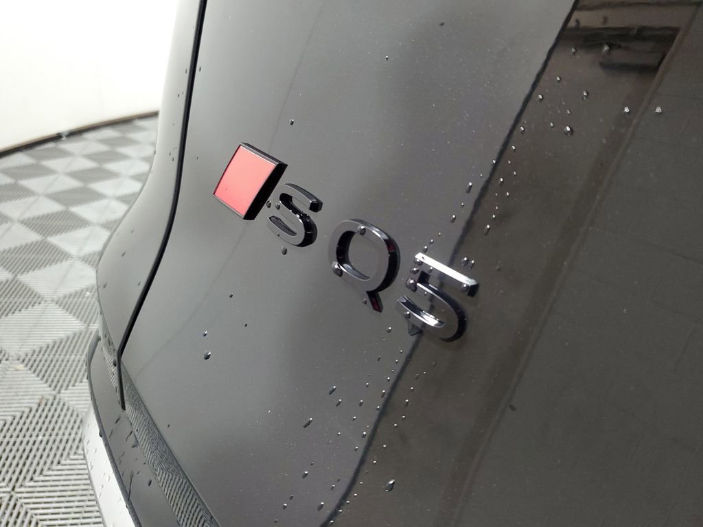 New 2025 Audi SQ5 Premium Plus AWD/4WD image 7