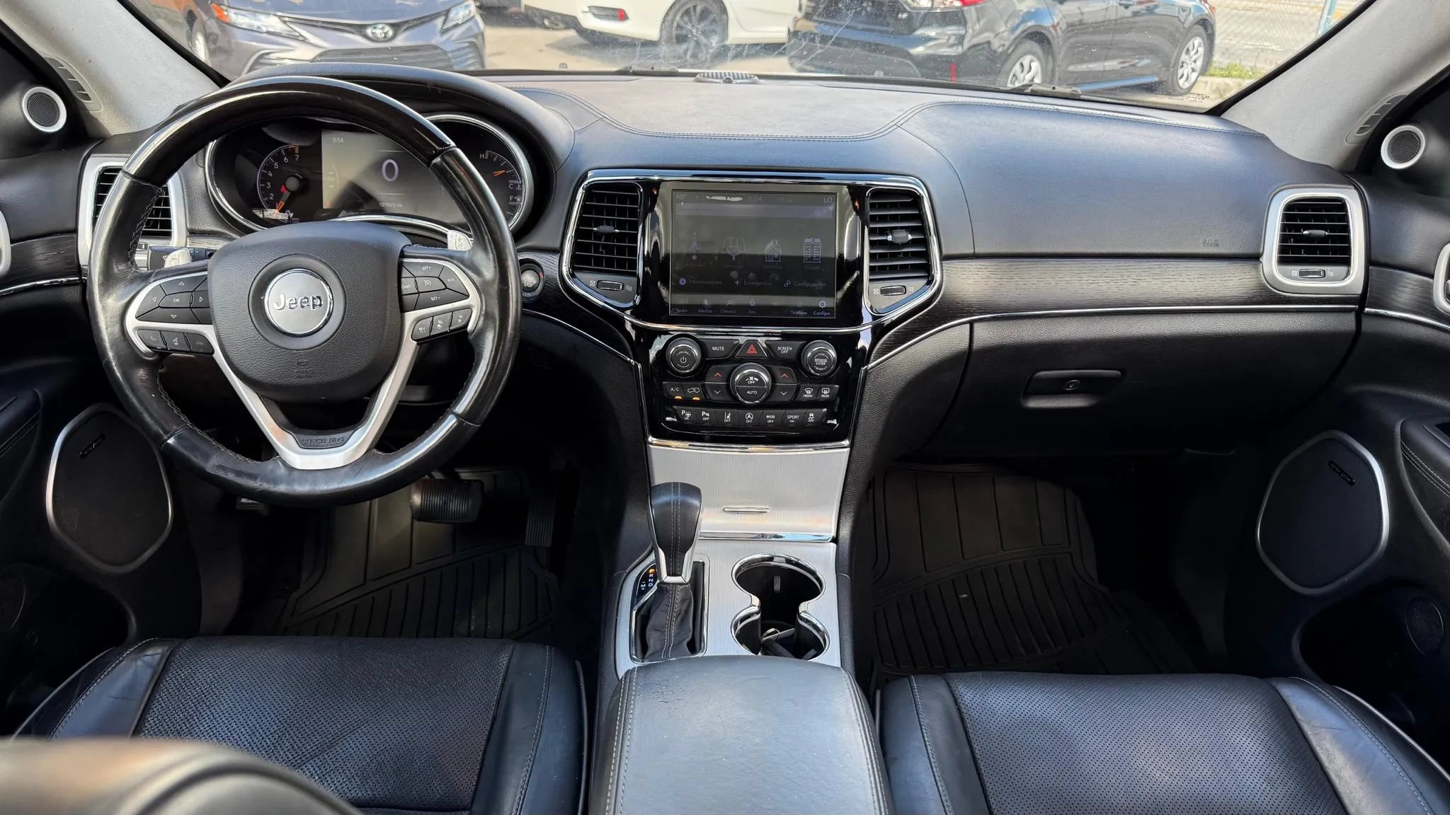 Used 2019 Jeep Grand Cherokee Summit AWD/4WD image 30