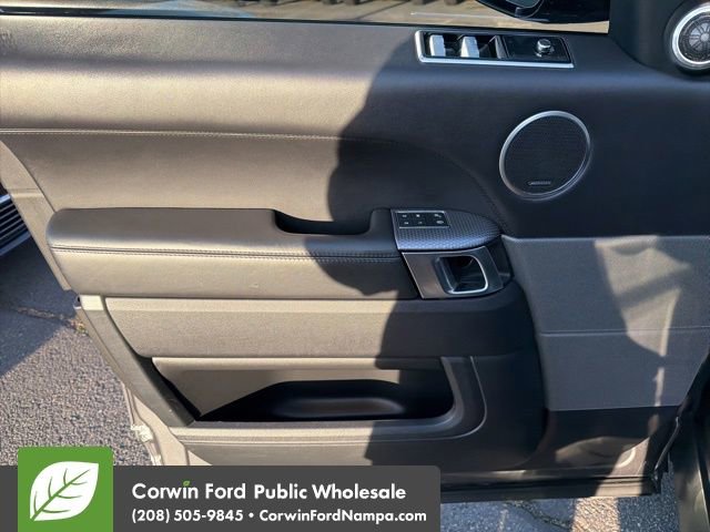 Used 2018 Land Rover Range Rover Sport Supercharged image 13