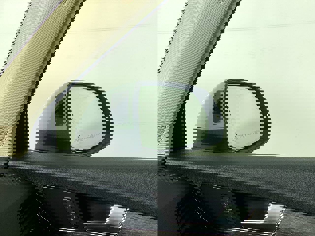 Used 2021 Audi Q5 Premium Plus w/ Premium Plus Package image 12