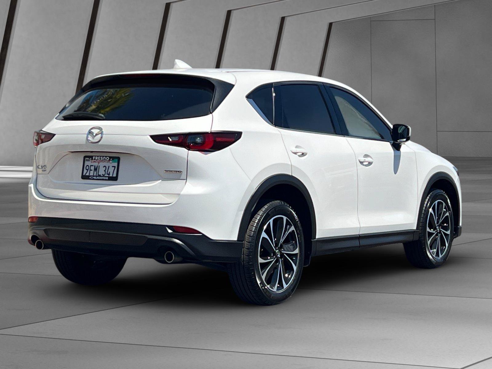 Used 2023 MAZDA CX-5 AWD 2.5 S w/ Premium Package image 4
