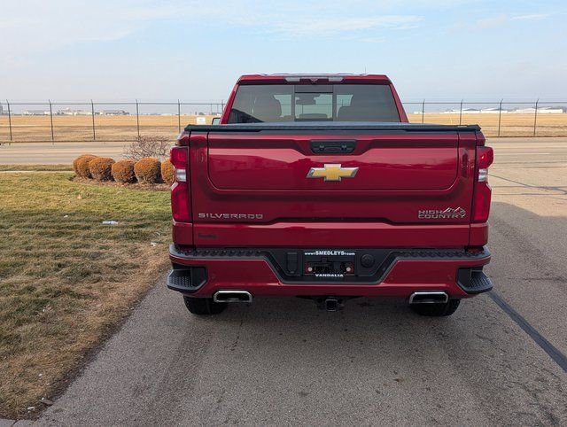 Certified 2022 Chevrolet Silverado 1500 High Country w/ Z71 Off-Road Package image 8