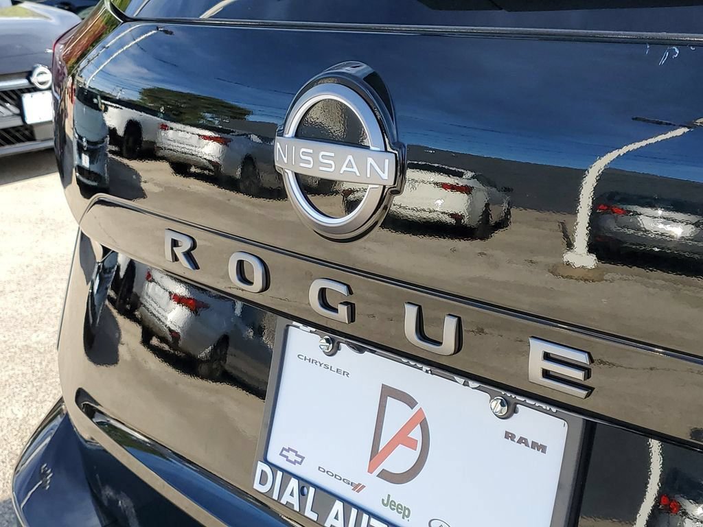 New 2026 Nissan Rogue S FWD image 6