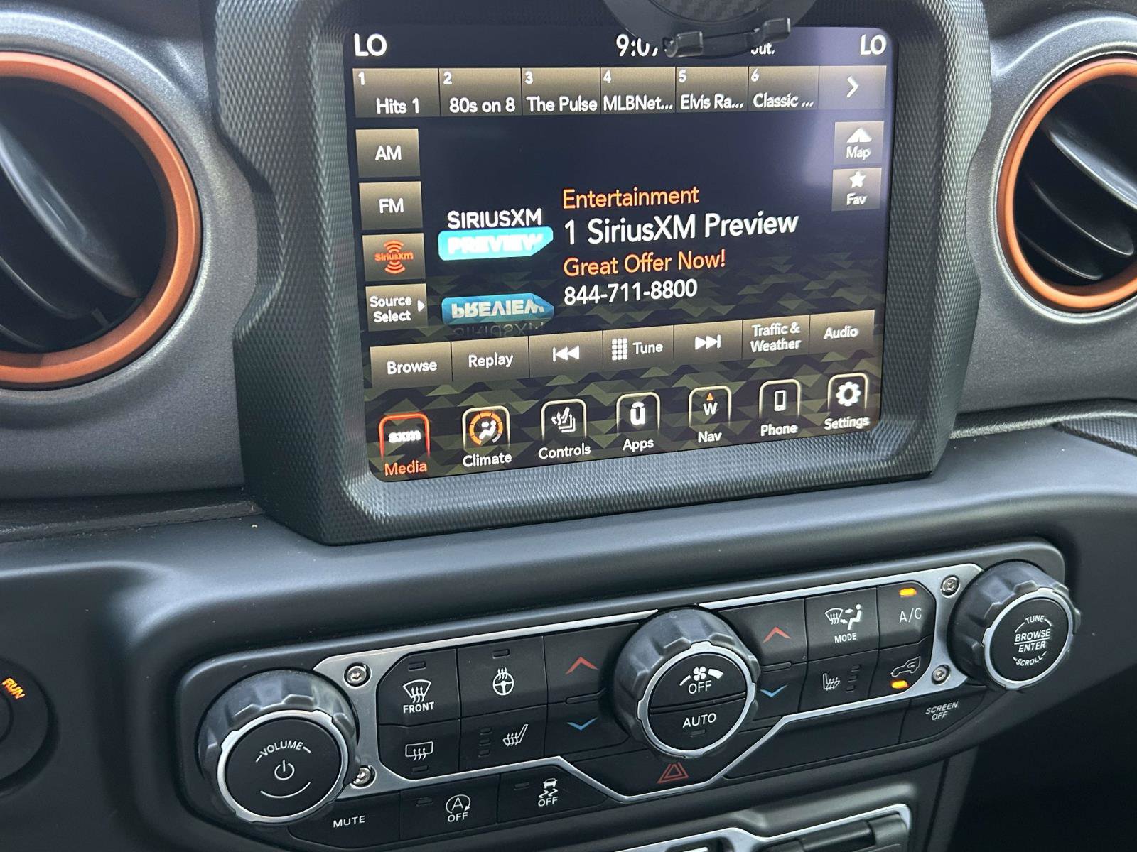 Used 2023 Jeep Gladiator Mojave w/ LED Lighting Group AWD/4WD image 21