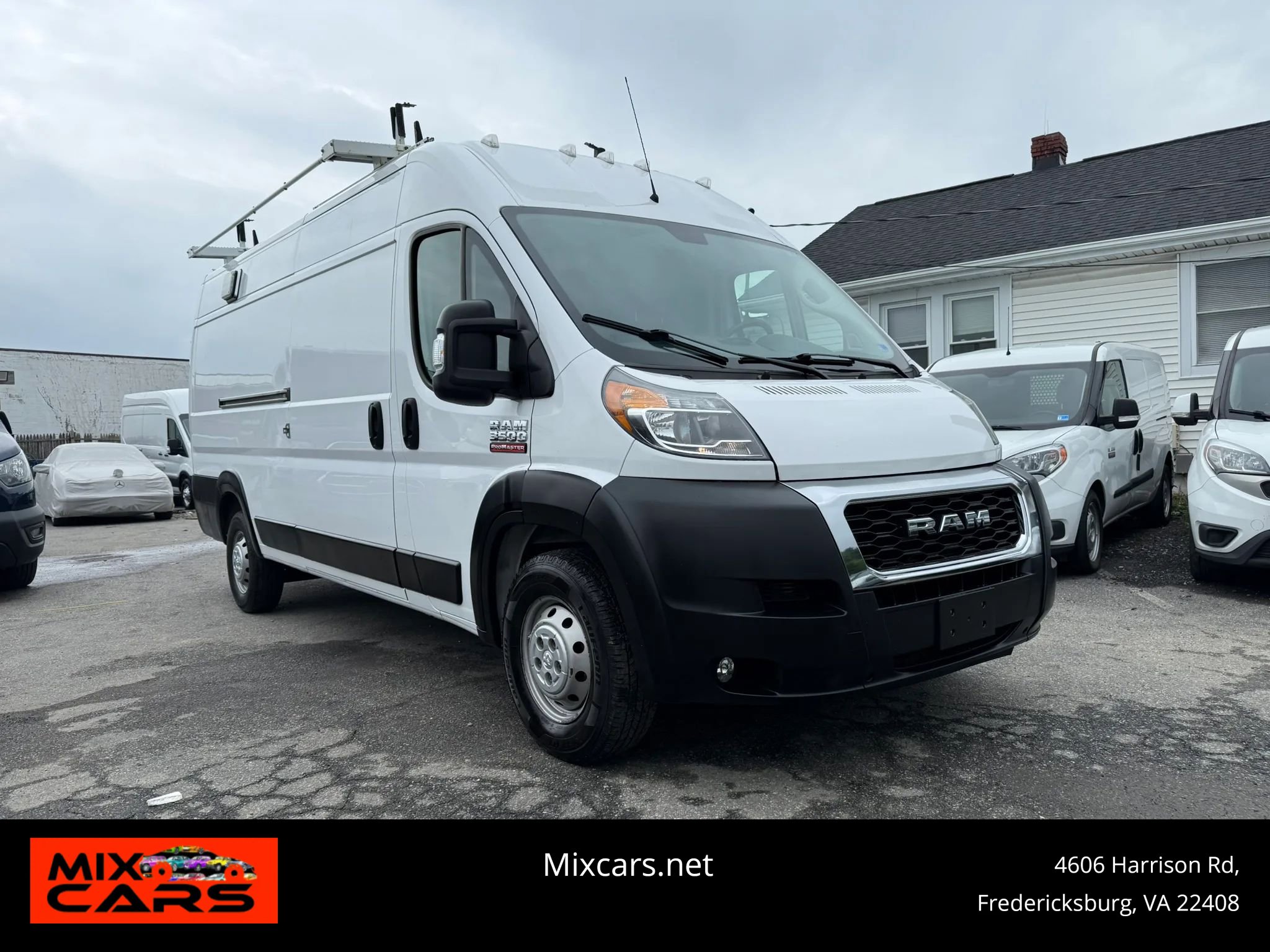 Used 2019 RAM ProMaster 3500 w/ Premium Appearance Group FWD image 1