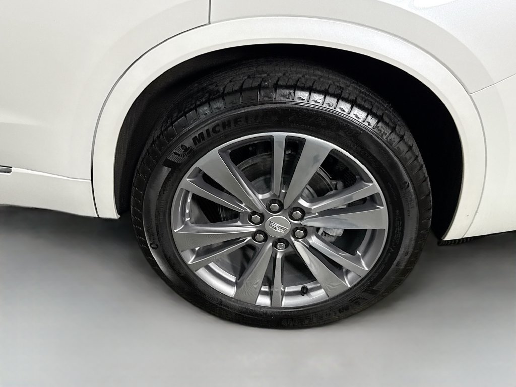 Used 2025 Cadillac XT6 Premium Luxury w/ LPO, Floor Liner Package AWD/4WD image 39