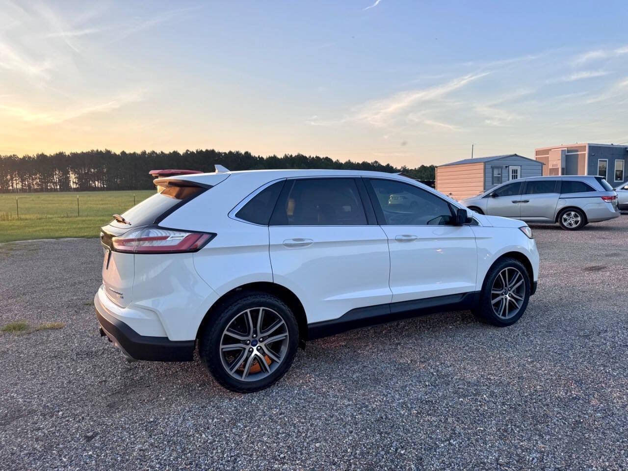 Used 2020 Ford Edge Titanium w/ Class II Trailer Tow Package AWD/4WD image 7