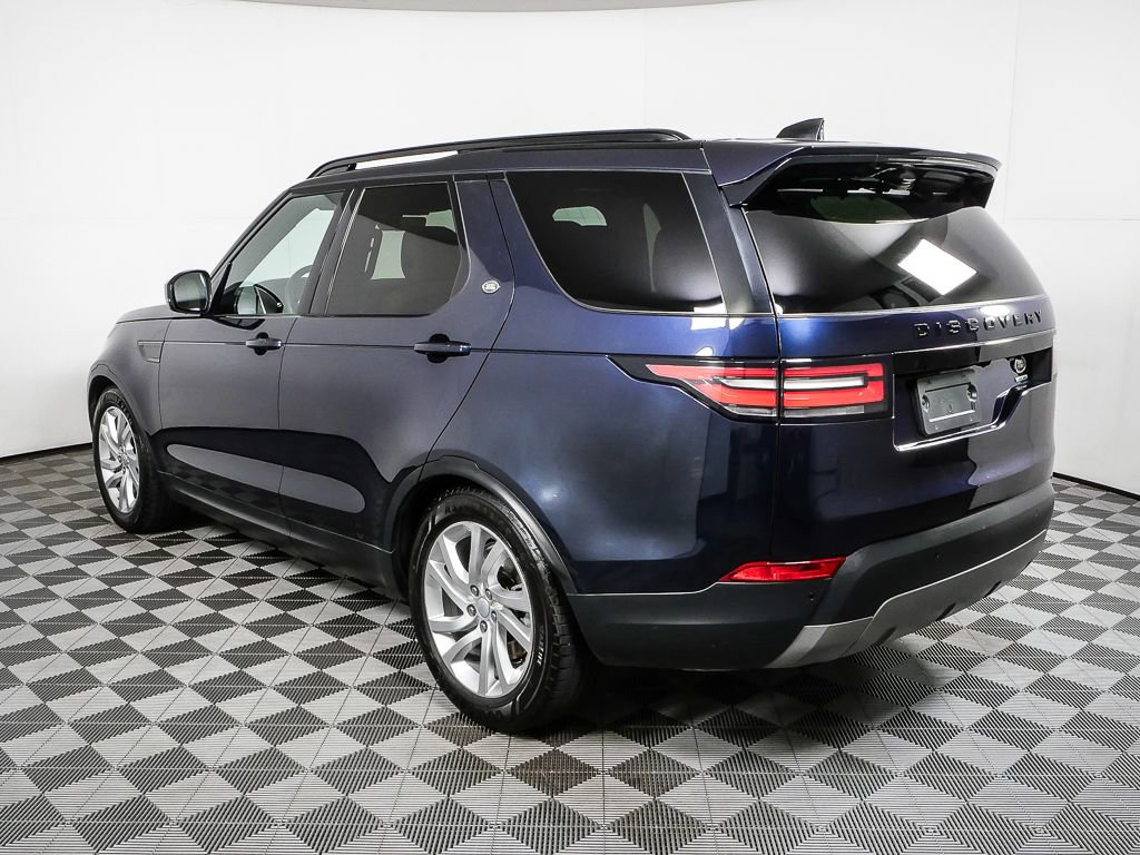 Used 2018 Land Rover Discovery HSE image 3