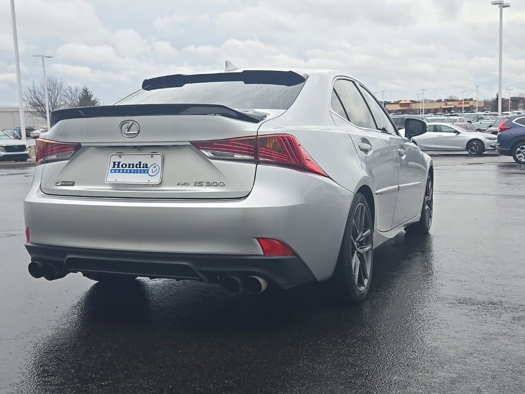 Used 2019 Lexus IS 300 F Sport w/ F Sport Package image 9
