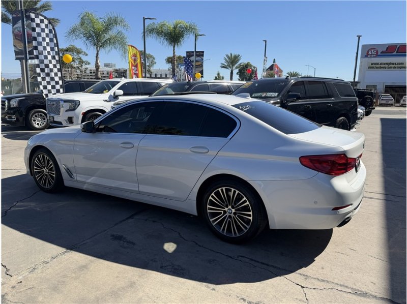Used 2019 BMW 540i RWD image 60