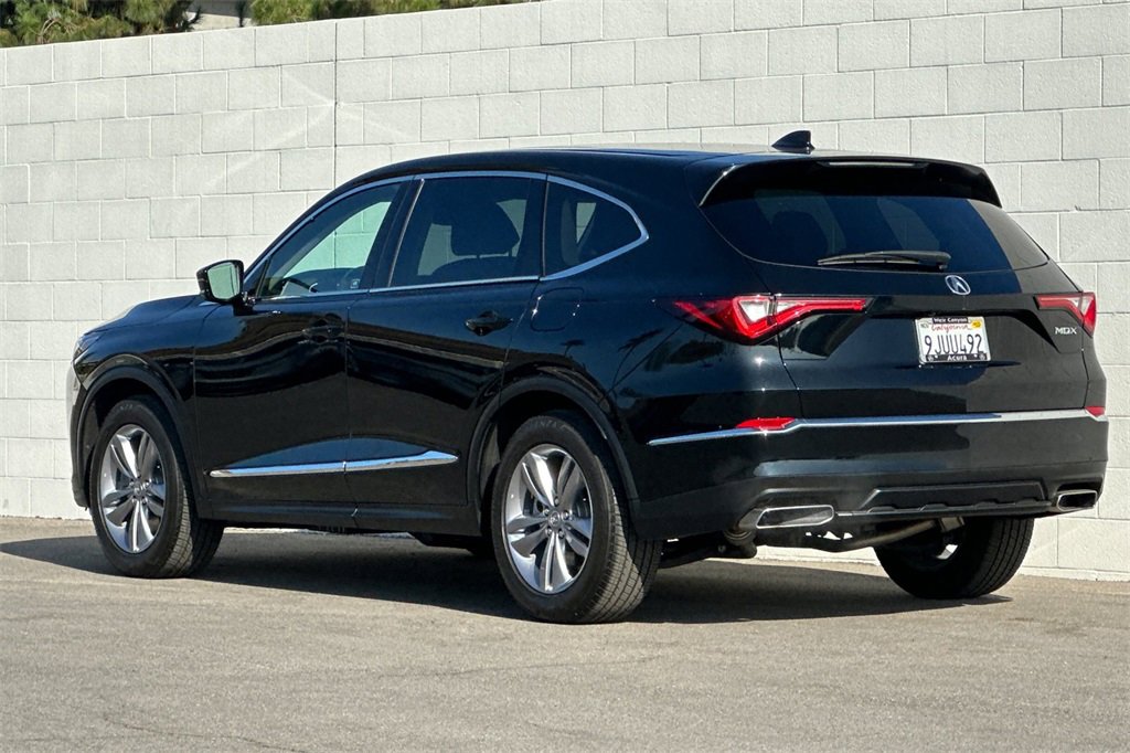 Certified 2024 Acura MDX FWD image 3