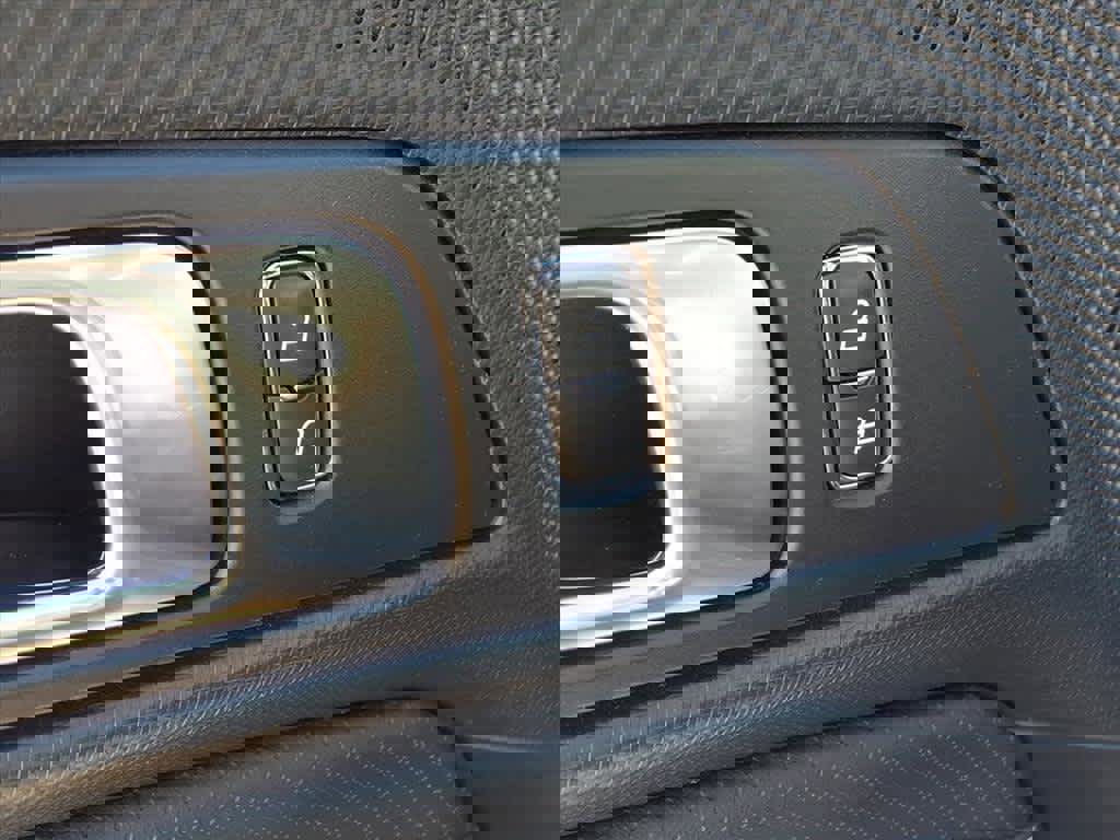 Used 2024 Ford Mustang GT Premium image 11