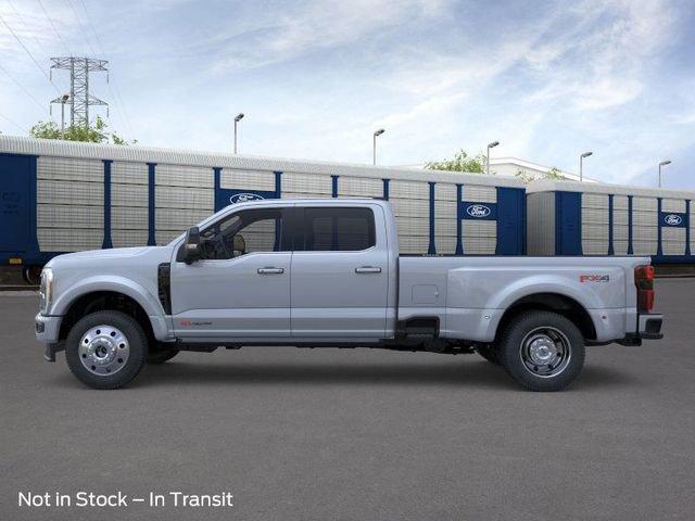 New 2026 Ford F450 Platinum w/ FX4 Off-Road Package image 3