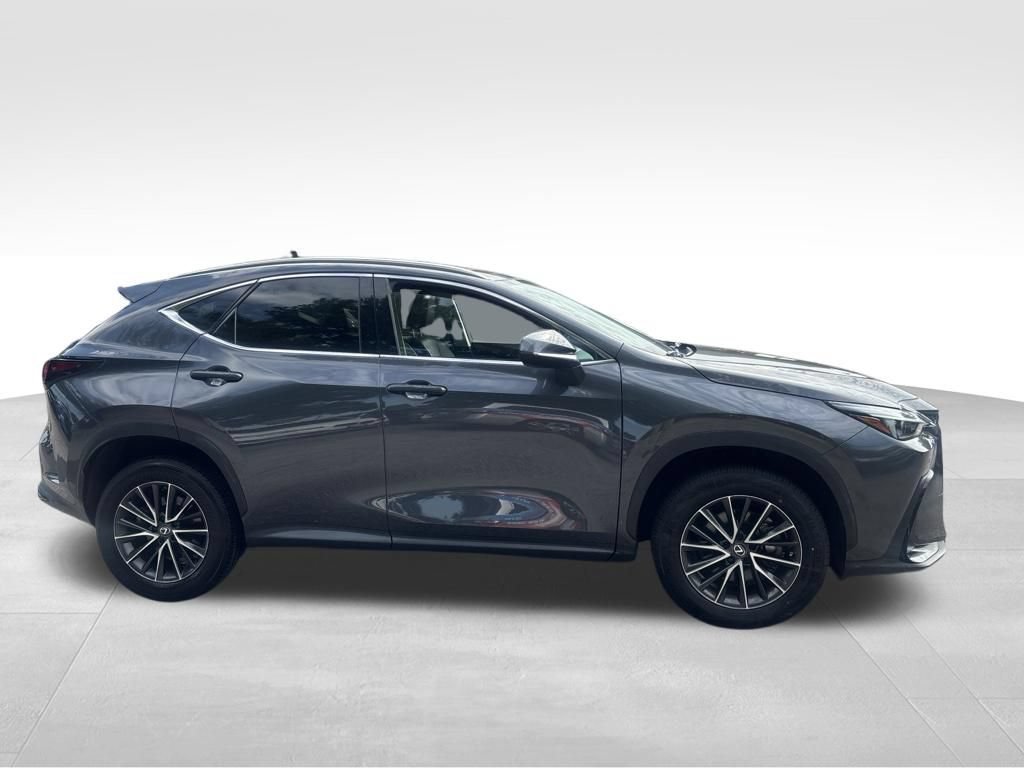 Used 2022 Lexus NX 350 AWD image 2
