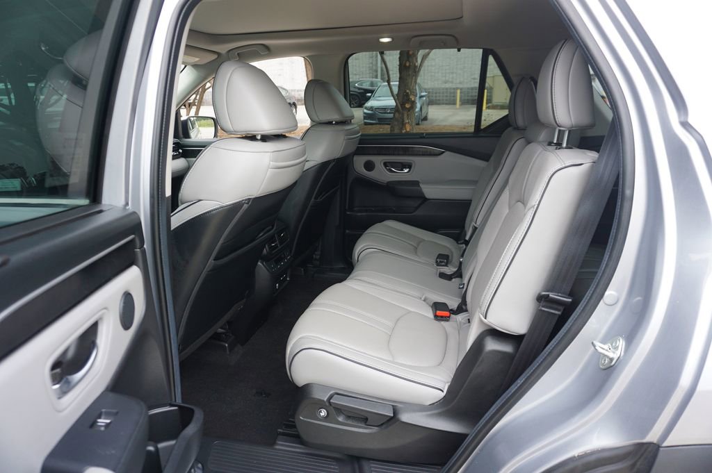 Used 2024 Honda Pilot Elite image 17