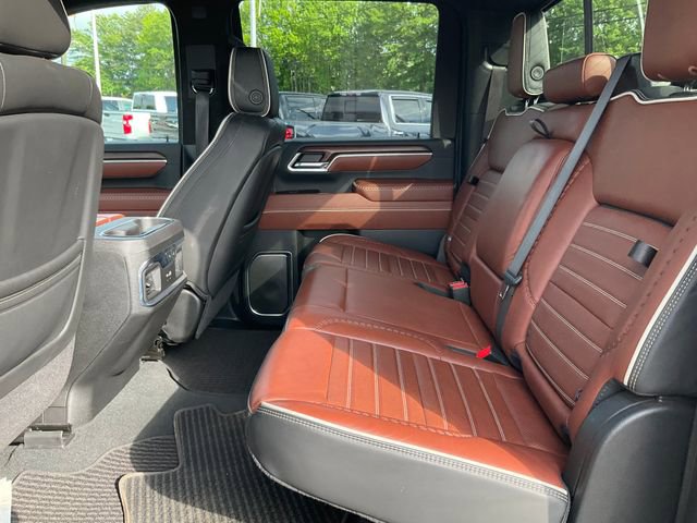 Used 2025 GMC Sierra 2500 Denali Ultimate AWD/4WD image 18