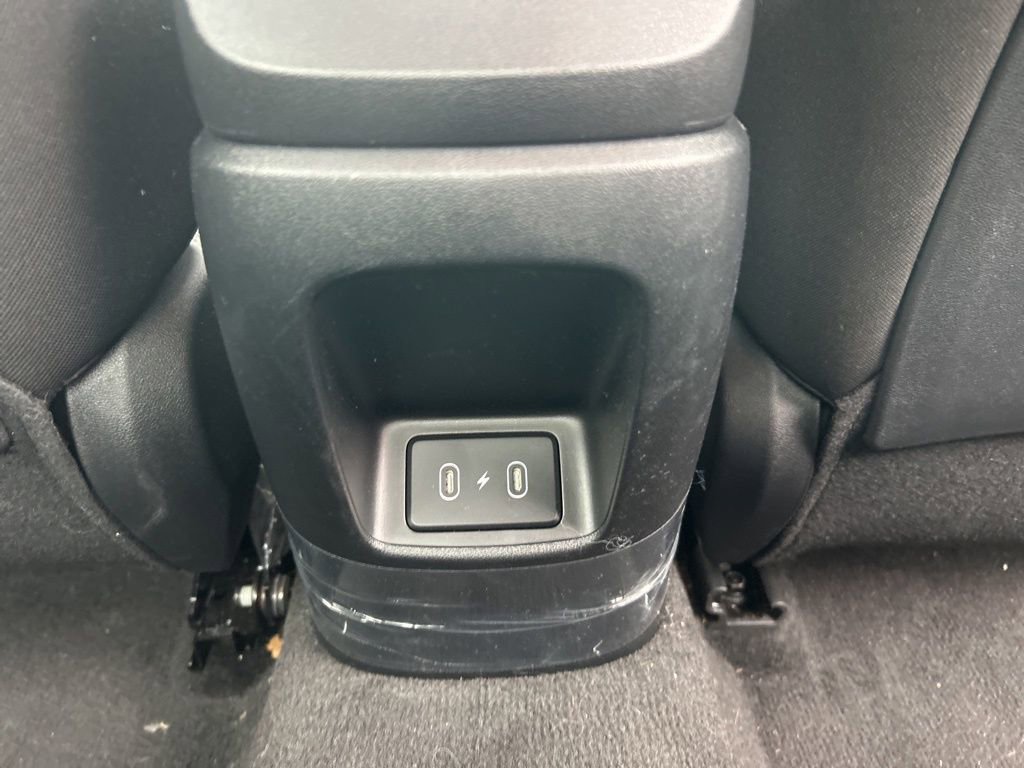 Used 2025 Hyundai Elantra SEL image 22