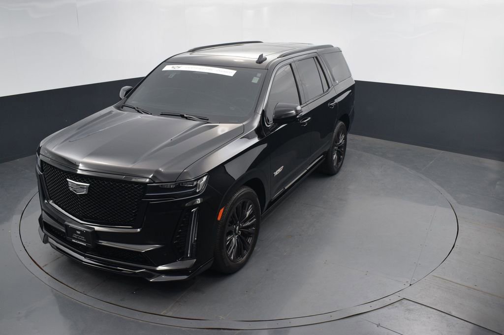 Used 2024 Cadillac Escalade V w/ LPO, ONYX Package image 49