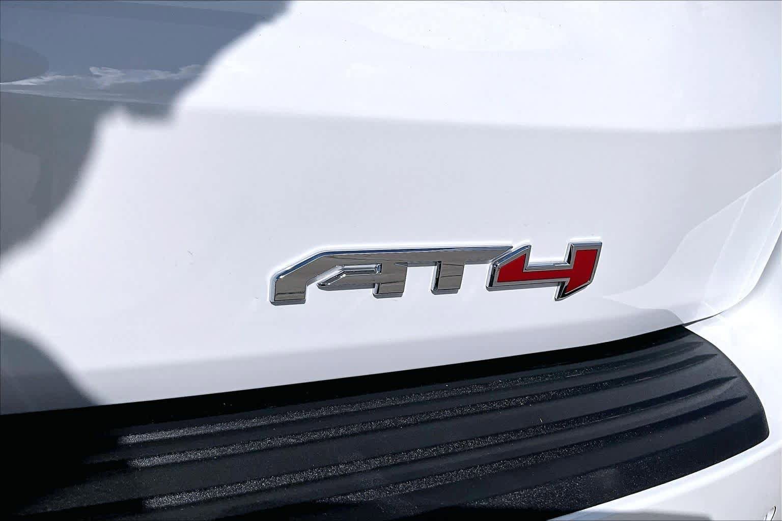 Used 2026 GMC Yukon XL AT4 Ultimate AWD/4WD image 10