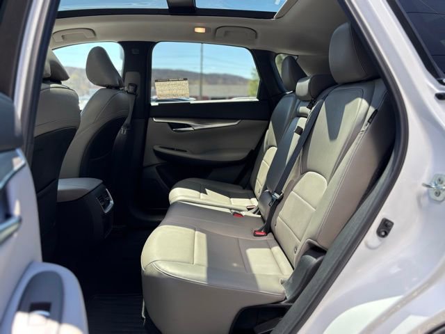 Used 2023 INFINITI QX50 Luxe image 22