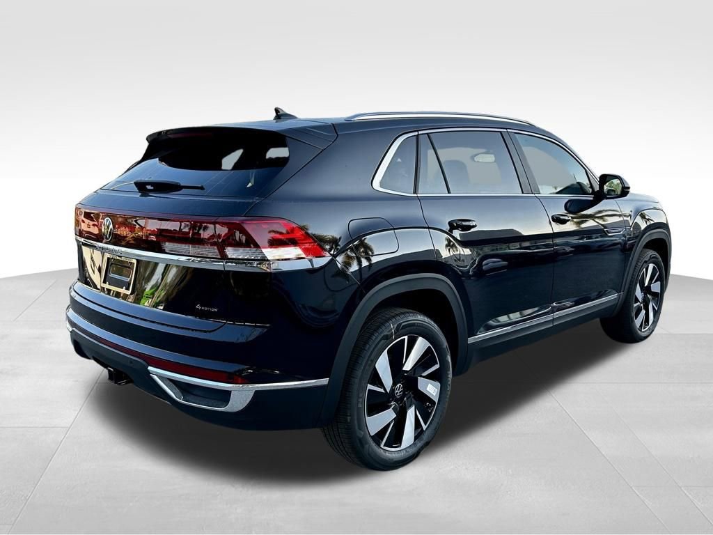 Used 2025 Volkswagen Atlas Cross Sport SEL image 6