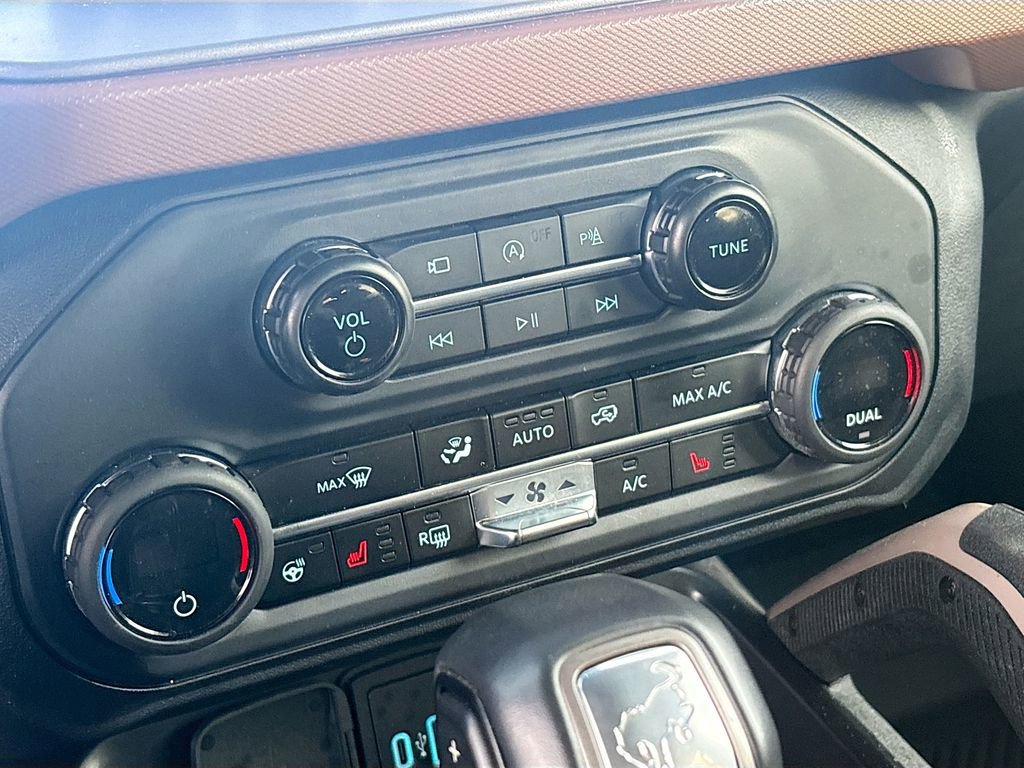 Used 2024 Ford Bronco Outer Banks image 15