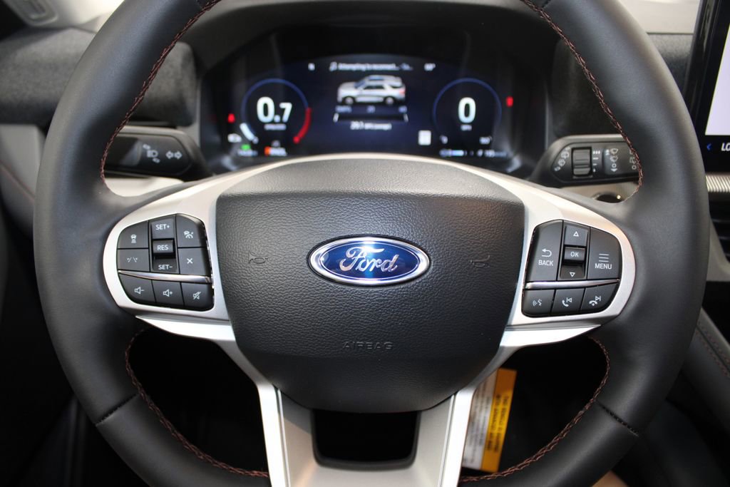 New 2026 Ford Explorer Active RWD image 35