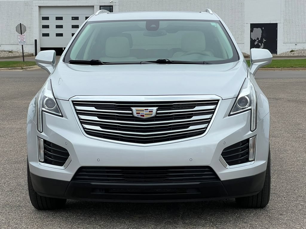 Used 2018 Cadillac XT5 Luxury w/ Driver Awareness Package AWD/4WD image 41
