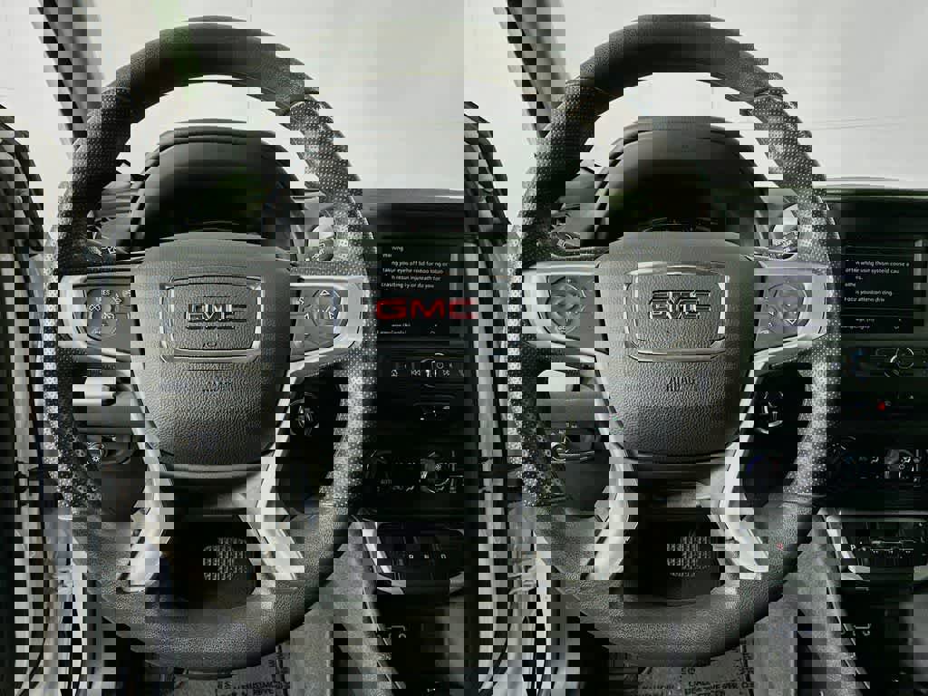 Used 2022 GMC Terrain SLE w/ Driver Convenience Package image 16