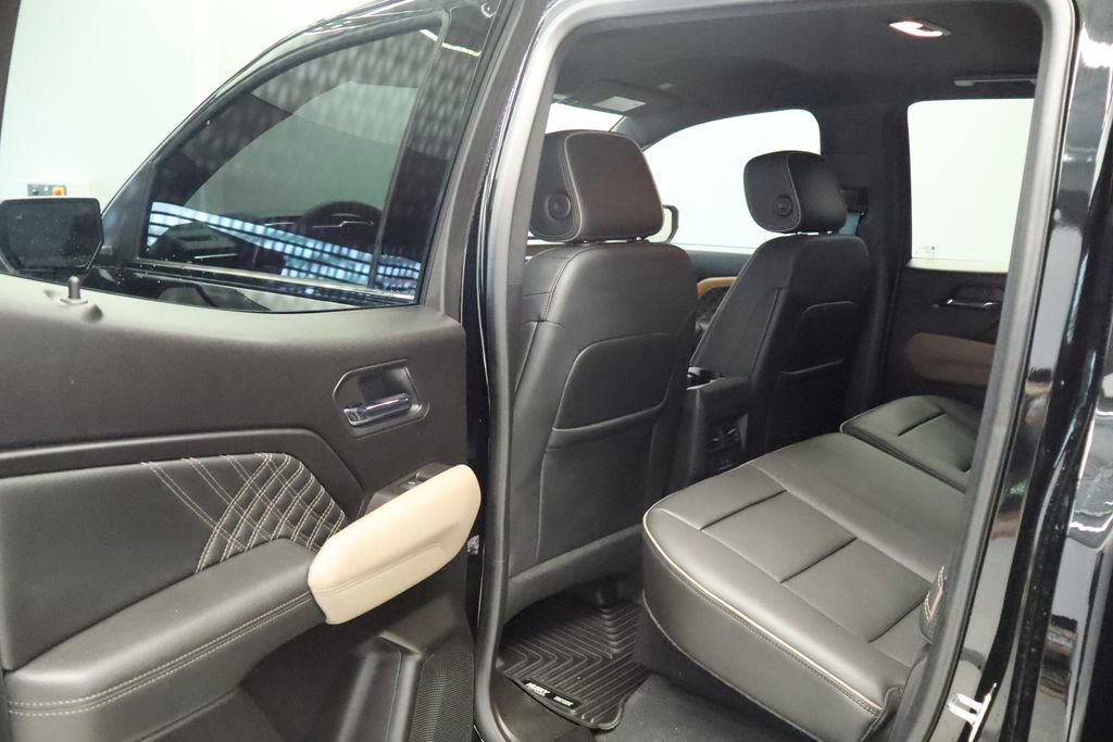 Used 2023 GMC Canyon Denali image 22