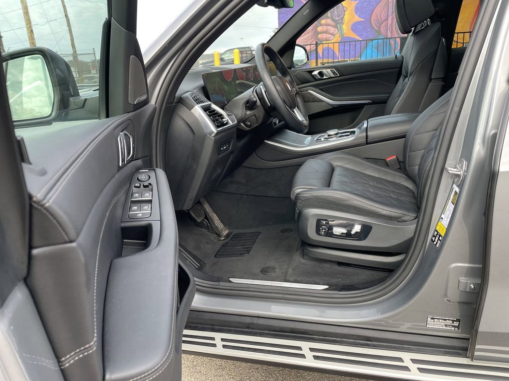 Used 2024 BMW X5 xDrive40i w/ Premium Package image 27