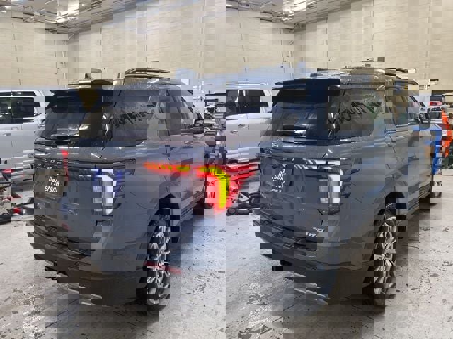 New 2026 Ford Explorer Active w/ Active Comfort Package image 4