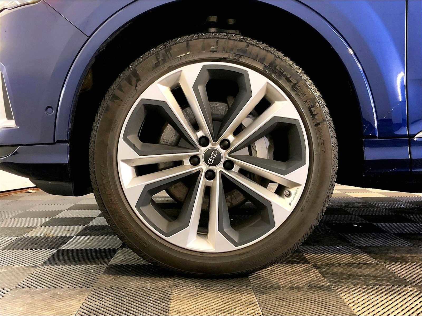 Used 2023 Audi Q7 3.0T Premium Plus image 11